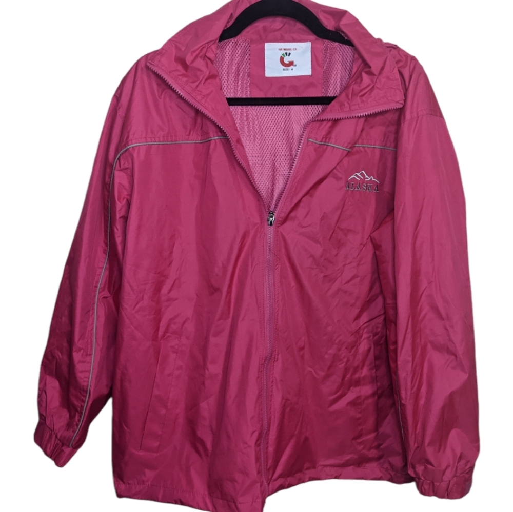 Hayward CA Pink Alaska Raincoat M 🌧️🌸✨